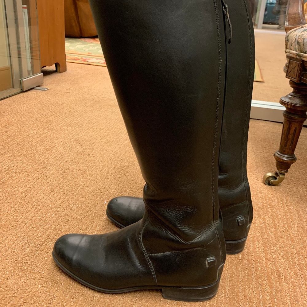 E. Vogel Boots